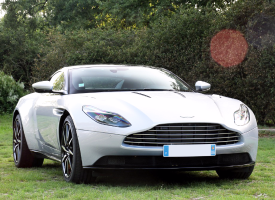 Aston Martin DB 11 LAUNCH EDITION